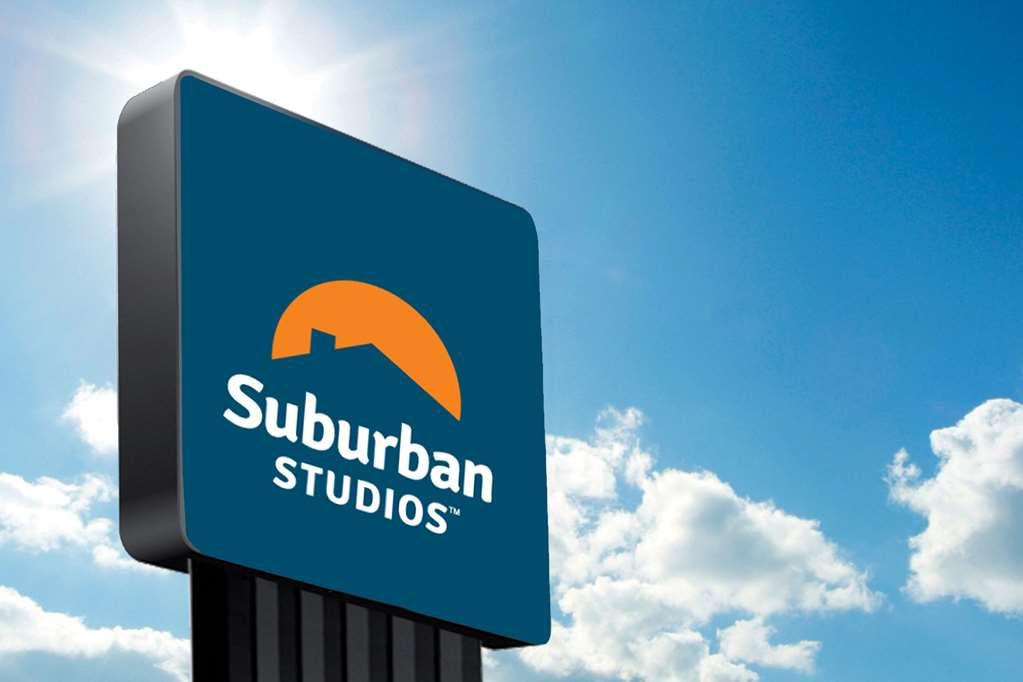 Suburban Studios Pueblo North Экстерьер фото